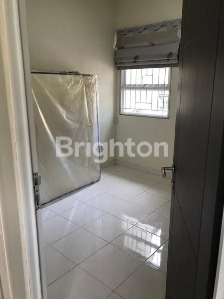 image RUMAH METLAND CILEUNGSI (3)