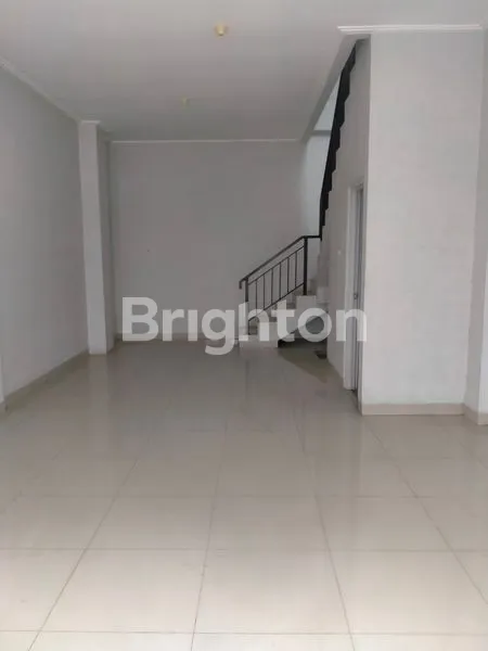 image RUKO SIAP PAKAI DAN TERLETAK DI LOKASI STRATEGIS DI BEKASI TIMUR  (7)