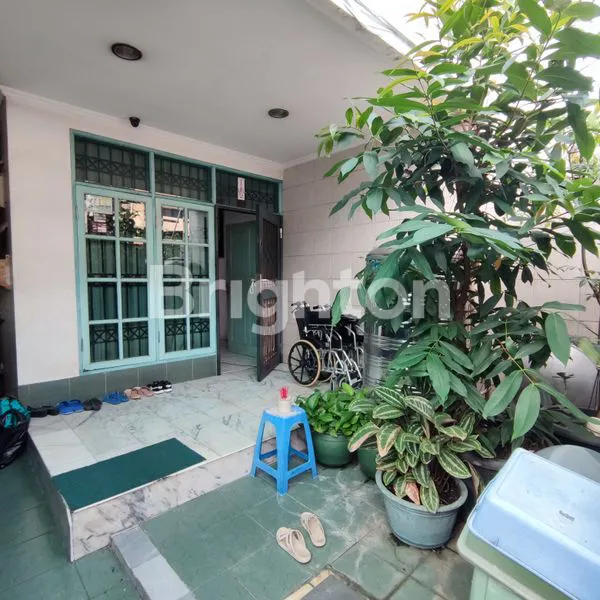 image RUMAH TOMANG BANGUNAN TERAWAT DAN RAPIH JAKARTA BARAT (2)