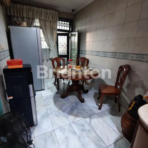 image RUMAH TOMANG BANGUNAN TERAWAT DAN RAPIH JAKARTA BARAT (6)