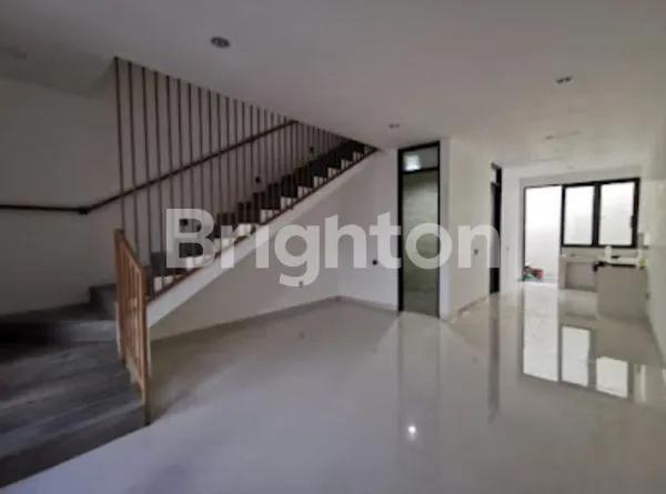 image READY 2 UNIT !! RUMAH MINIMALIS MODERN MEWAH BARU GRESS  (3)