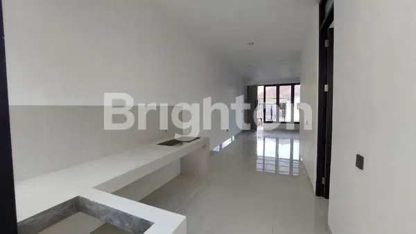 image RUMAH GRESS MINIMALIS DI PONDOK TJANDRA INDAH SIDOARJO (3)