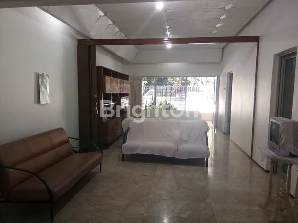 image RUMAH TERAWAT JL KELABAT PUSAT KOTA (7)