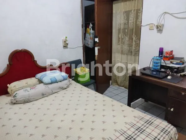 image RUMAH HARGA MIRING MURAH HABIS, LOKASI PREMIUM JAKARTA SELATAN (5)
