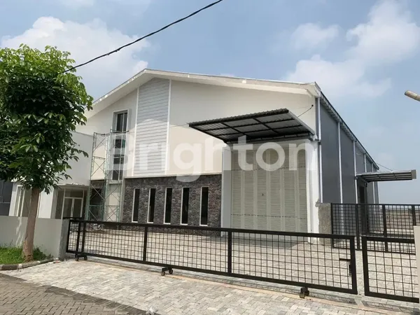 image GUDANG ASRI PELEWATU MENGANTI GRESIK (2)