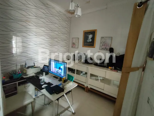 image RUMAH KEBRAON INDA PERMAI SURABAYA (8)