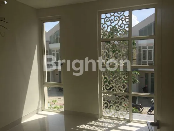 image PAKUWON CITY 1M AN BAGUS SIAP HUNI ONE GATE SYSTEM !  (6)