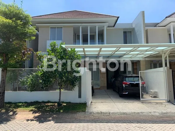 image RUMAH ALAM GALAXY CLUSTER REVENALA GALERY SURABAYA (1)