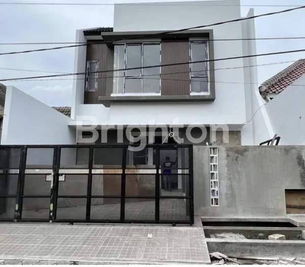 image RUMAH MINIMALIS PONDOK CANDRA 5 MENIT KE SPORTS CLUB DEKAT MERR, UPN (1)