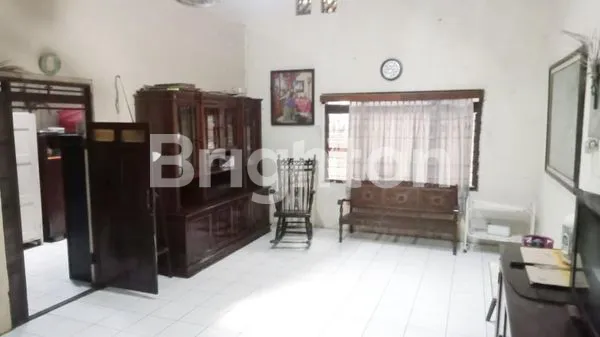 image ATMODIRONO RUMAH LAMA STRATEGIS PUSAT KOTA SEMARANG TENGAH (1)
