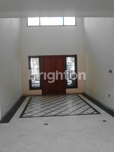 image KEMANG JAKSEL 2 LANTAI KOLAM RENANG 19M (4)