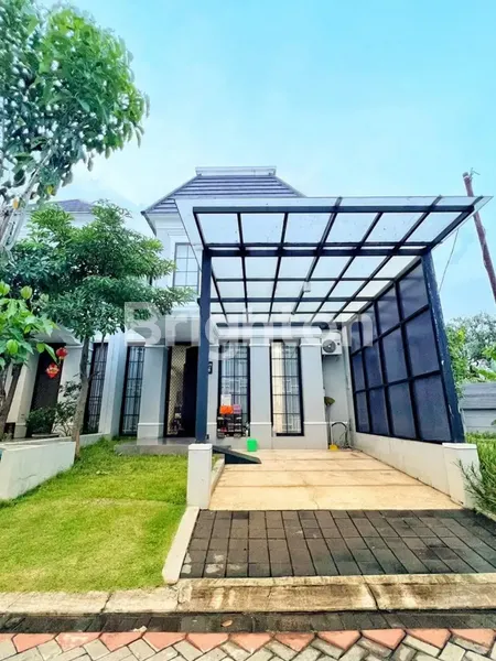 image OAKWOOD CITRALAND SURABAYA RUMAH SIAP HUNI LOKASI NYAMAN AMAN TENTRAM (1)