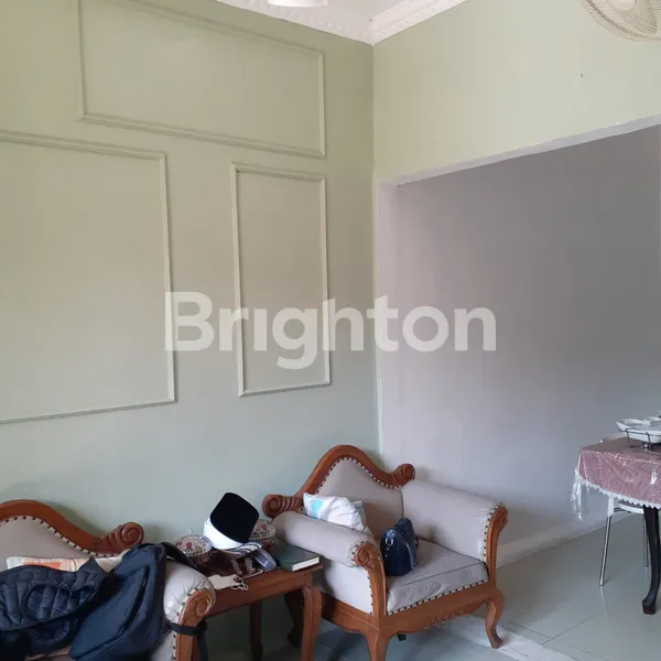 image RUMAH ROW 1 MOBIL BEBAS BANJIR LOKASI STRATEGIS DI TANJUNG DUREN (5)