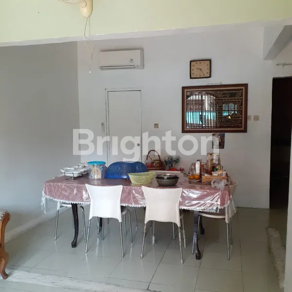 image RUMAH ROW 1 MOBIL BEBAS BANJIR LOKASI STRATEGIS DI TANJUNG DUREN (8)