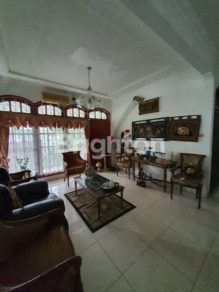 image RUMAH HOOK BABATAN PANTAI JALAN UTAMA (3)