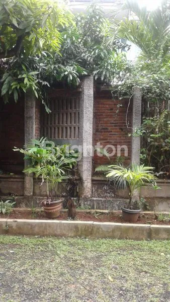 image RUMAH LUAS CANTIK, MURAH DAN SEJUK DI CIPUTAT, TANGGERANG SELATAN (7)