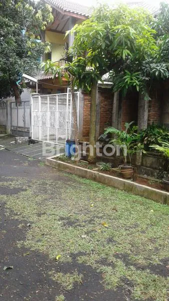image RUMAH LUAS CANTIK, MURAH DAN SEJUK DI CIPUTAT, TANGGERANG SELATAN (1)