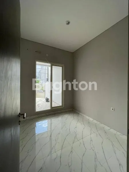 image RUMAH 2LANTAI DARMO AKSES MADAM CHANG PAKUWON MALL TOLL HR MUHAMMAD  (2)