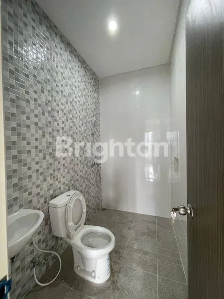 image RUMAH 2LANTAI DARMO AKSES MADAM CHANG PAKUWON MALL TOLL HR MUHAMMAD  (5)