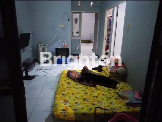 image RUMAH DI PEMUKIMAN RAME,SIAP HUNI,ADA BUAT USAHA JUALAN SEMBAKO,NOTE VENDOR UTK PEMBELI CARA BAYAR TANPA RIBA (NO KPR) DICICIL SYARIAH PERSEORANGAN (6)