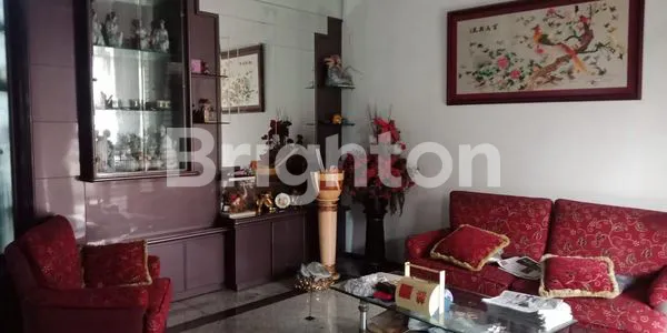 image LANGKA ! BEST PRICE ! DHARMAHUSADA INDAH SIAP HUNI BAGUS TERAWAT DEKAT MALL DAN TENGAH KOTA. (6)