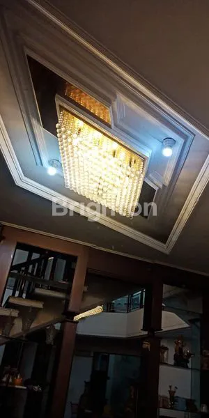 image LANGKA ! BEST PRICE ! DHARMAHUSADA INDAH SIAP HUNI BAGUS TERAWAT DEKAT MALL DAN TENGAH KOTA. (7)