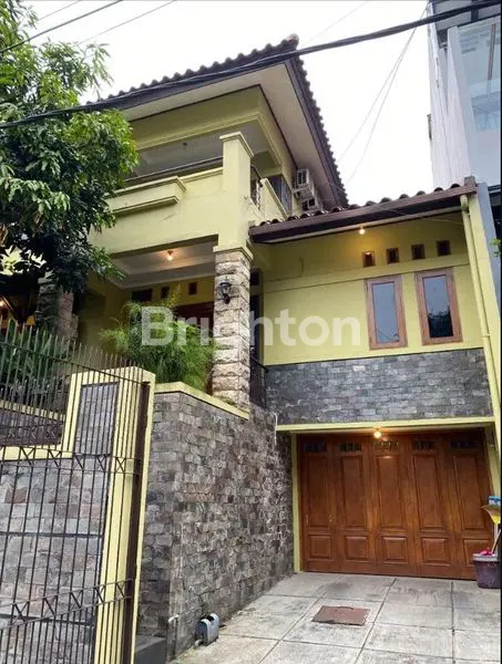 RUMAH SAYAP SETRASARI 2 LANTAI FULL FURNISHED DI BANDUNG UTARA