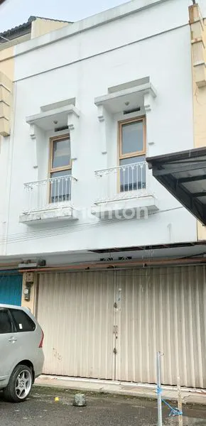 image RUKO SIAP PAKAI TERAWAT UNTUK BERBAGAI USAHA DI KOSAMBI (1)