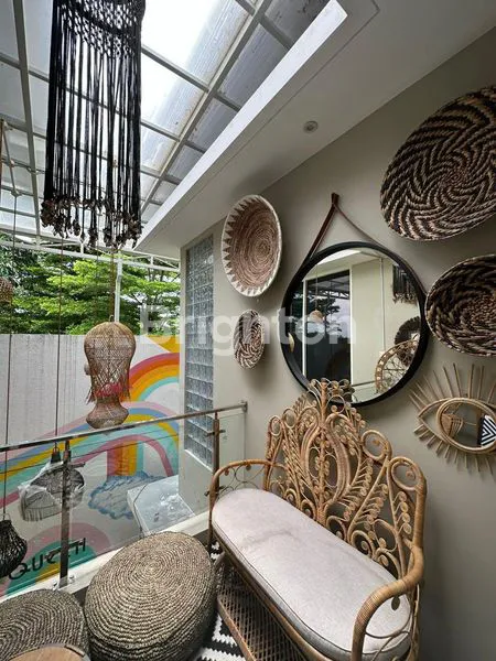 image RUMAH HOOK FULL FURNISH ARTISTIK CITRALAND (3)