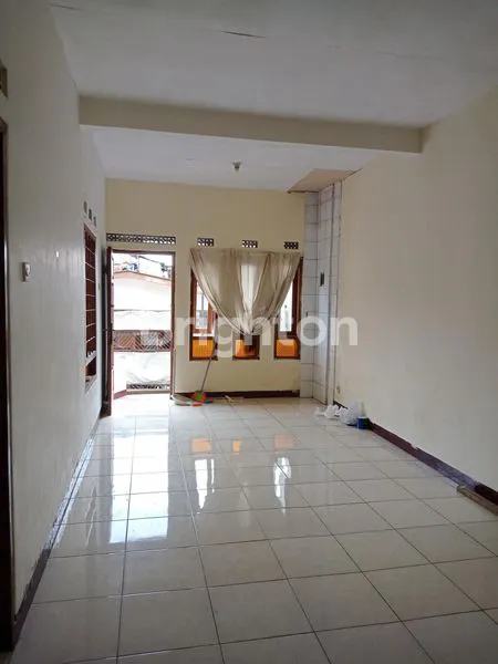 image RUMAH 2LT, KOMPLEK SARIJADI (1)