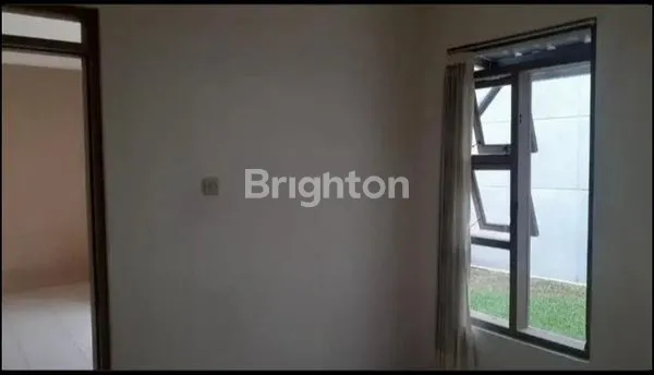 image RUMAH 1 LT BELAKANG GRIYA ARCAMANIK (4)