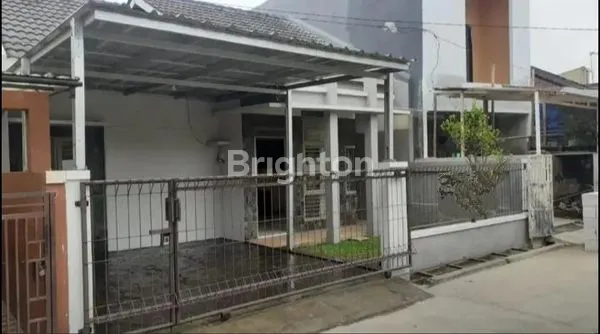 RUMAH 1 LT BELAKANG GRIYA ARCAMANIK
