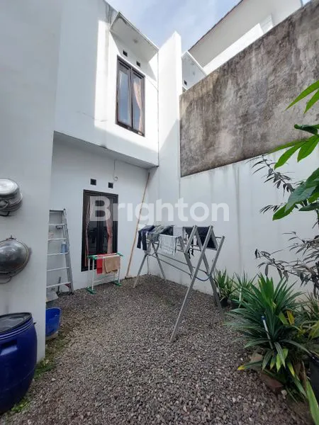 image RUMAH SANGAT TERAWAT SIAP HUNI DI BANDUNG TIMUR (7)