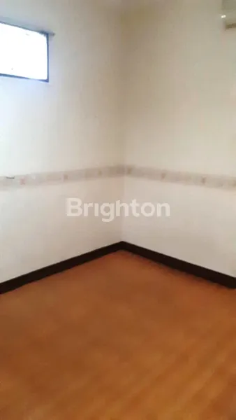 image RUMAH 1,5 LANTAI SEMI FURNISHED BEBAS BANJIR LIPPO KARAWACI TANGERANG (2)