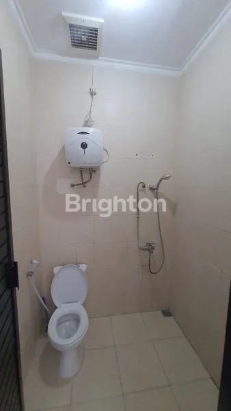 image RUMAH MEWAH CLUSTER MAXWELL DI CITRALAND (4)