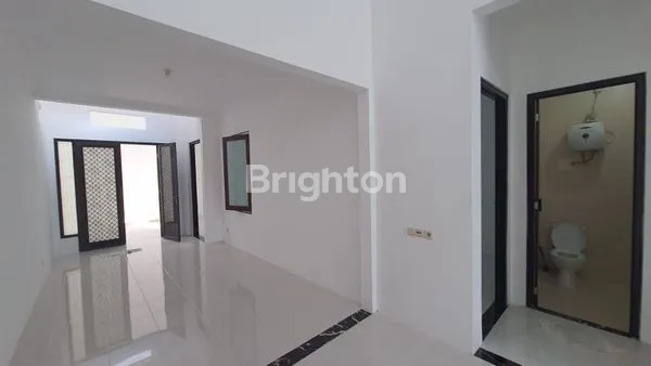 image RUMAH MEWAH CLUSTER MAXWELL DI CITRALAND (7)