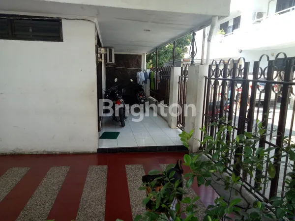 image RUMAH 2 LT DI SIMOKERTO SURABAYA  (2)
