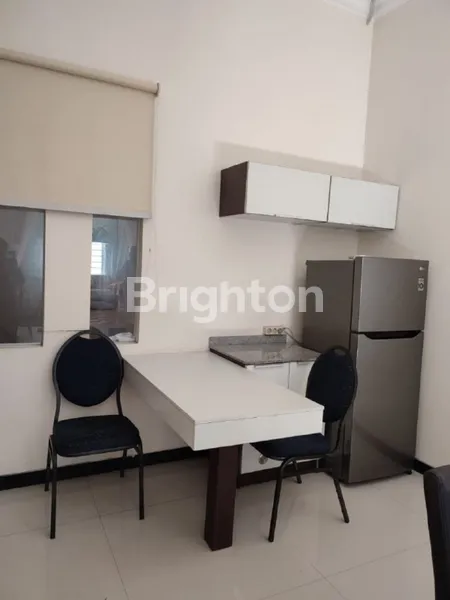 image SUKOLILO MINIMALIS FULL FURNISH DEKAT KEPUTIH, PAKUWON CITY (5)