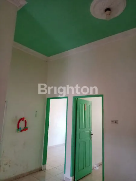 image TOWN HOUSE TENGAH KOTA (3)