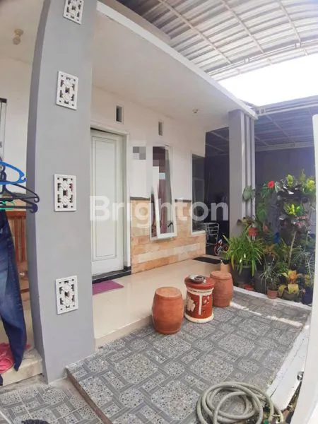 image RUMAH MODERN MINIMALIS BAGUS SIAP HUNI DI SULFAT PANDANWANGI KOTA MALANG (8)