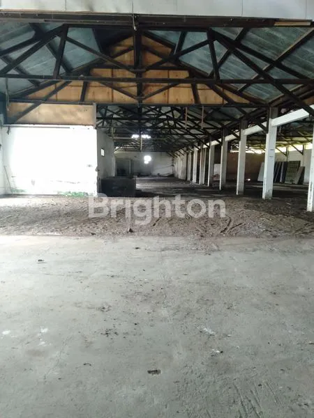 image GUDANG BESERTA TANAH KOSONG (1)