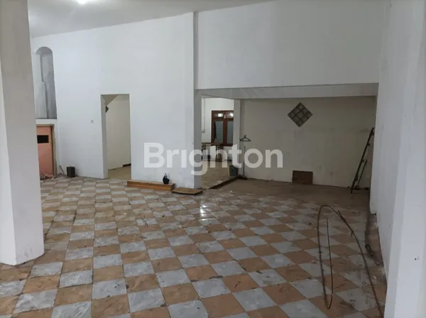 image TURUN HARGA RUKO LUAS POTENSIAL UNTUK RAGAM USAHA NOL KM JALAN RAYA ARAH MALANG - BATU (3)