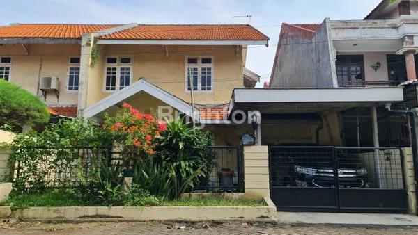 image RUMAH TERAWAT 2LANTAI DI TAMAN INTAN NGINDEN, SURABAYA (4)