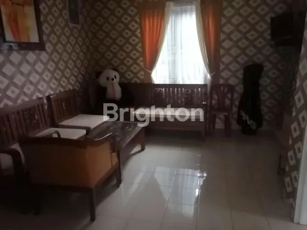 image RUMAH 2 LANTAI FULL FURNISED HOEK SIAP HUNI DIDALAM CLUSTER KOTA WISATA,CIBUBUR,JAWA BARAT (5)