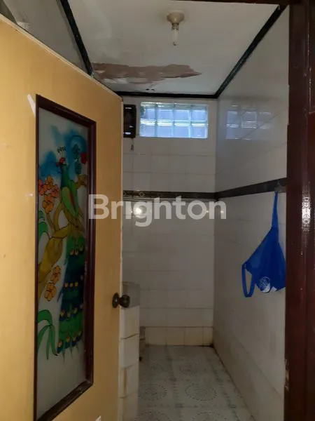 image RUMAH RANGKAH 2 LANTAI DEKAT STADION TAMBAKSARI, PANTAI RIA KENJERAN SIAP HUNI (2)