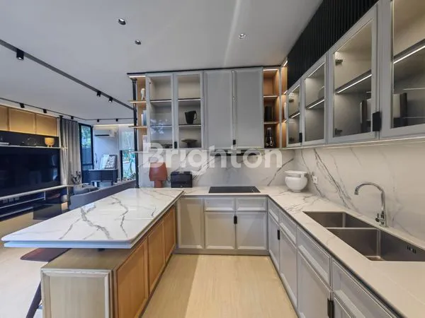 image RUMAH BARU DAN MEWAH THE COLONY HIMALAYA DI PRIME LOKASI LIPPO KARAWACI CENTRAL DENGAN HARGA TIDAK TERLALU MAHAL (5)