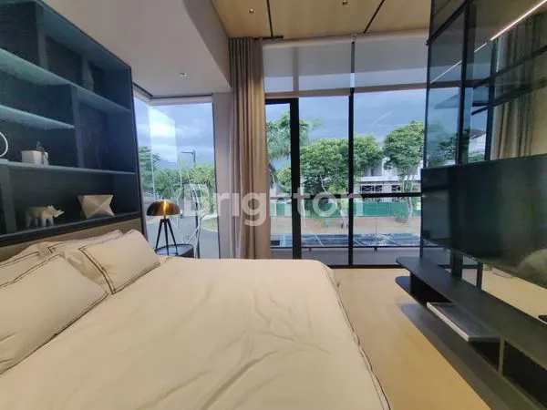 image RUMAH BARU DAN MEWAH THE COLONY HIMALAYA DI PRIME LOKASI LIPPO KARAWACI CENTRAL DENGAN HARGA TIDAK TERLALU MAHAL (9)