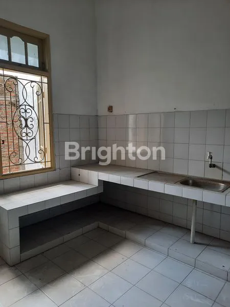 image RUKO 2 LANTAI SIAP DIHUNI. LOKASI SANGAT STRATEGIS DI MULYOSARI PUSAT KERAMAIAN (7)