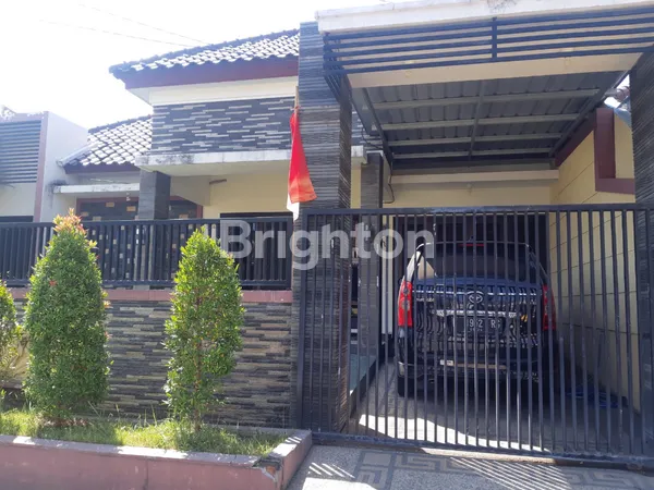 image SELANGKAH DARI MERR ONE GATE RUMAH MINIMALIS 1 LT SIAP HUNI (1)