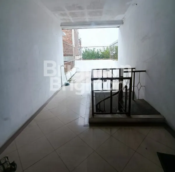 image RUMAH BERSIH TERAWAT DI CHRIS KENCANA SURABAYA (3)